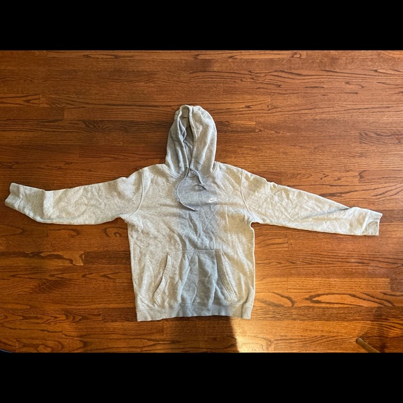 Nike Other - Grey Nike sweat shirt